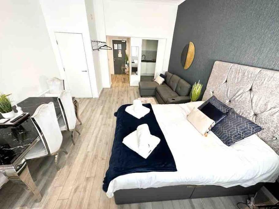 Align Lux Apartments, Liverpool City Centre 외부 사진